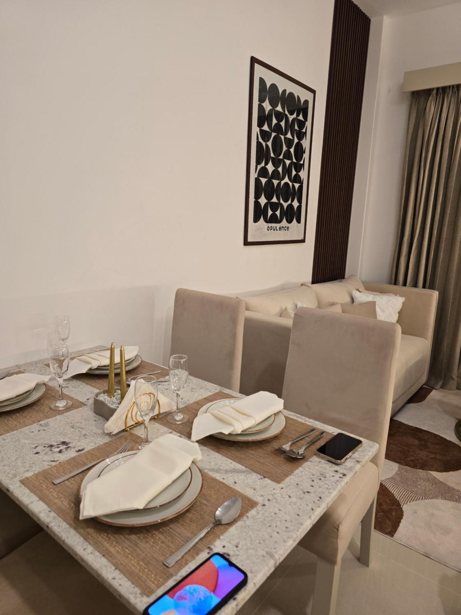 Апартаменты 41st Floor Trizen Smart Luxury With Sea View And Portcity View