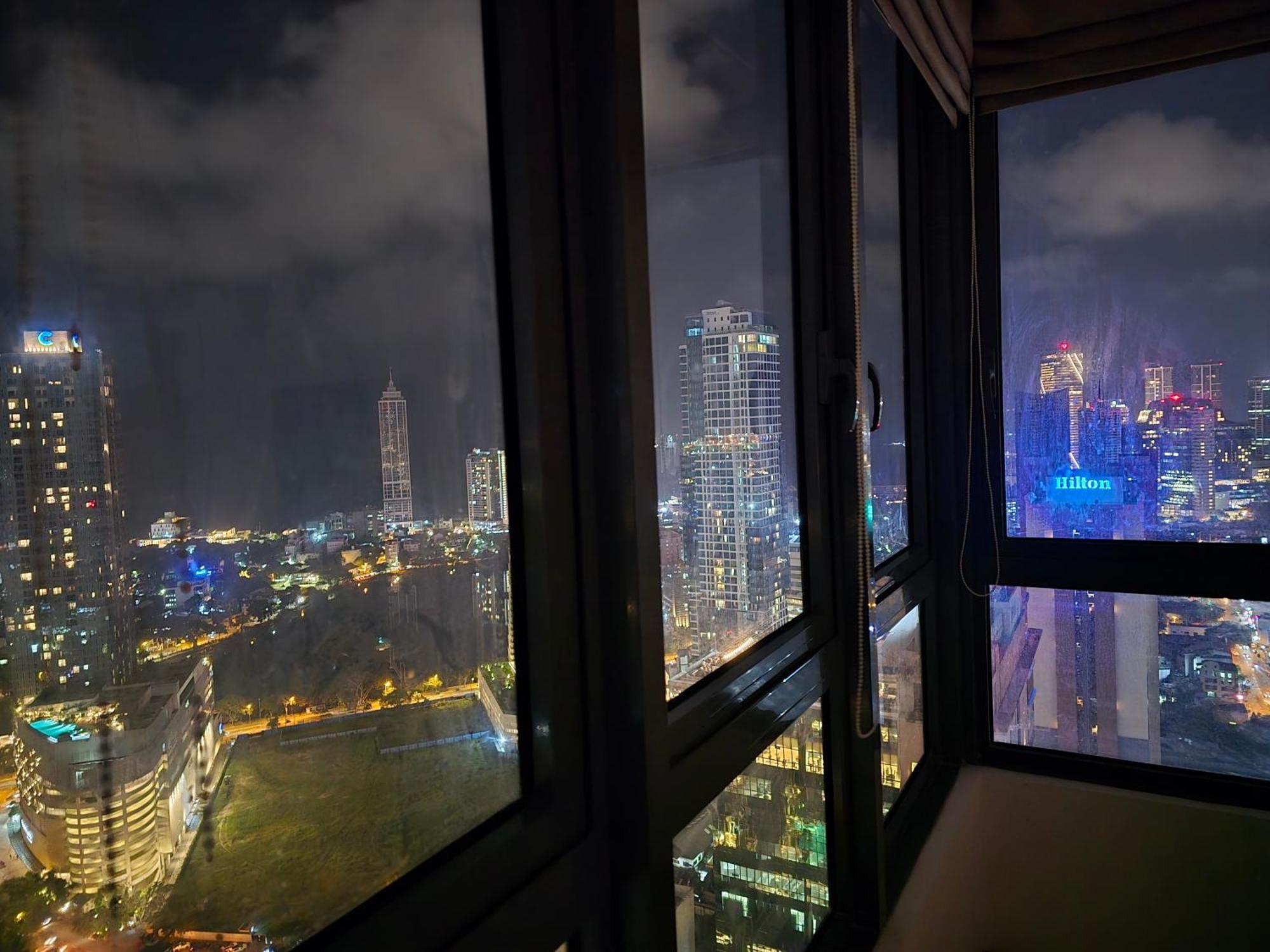 41st Floor Trizen Smart Luxury With Sea View And Portcity View Апартаменты